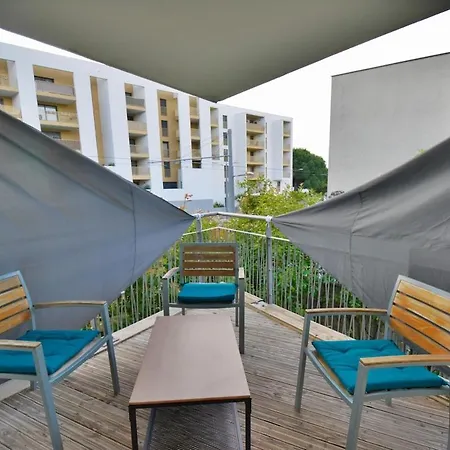 Le Préville Avec Terrasse Et Parking Gratuit